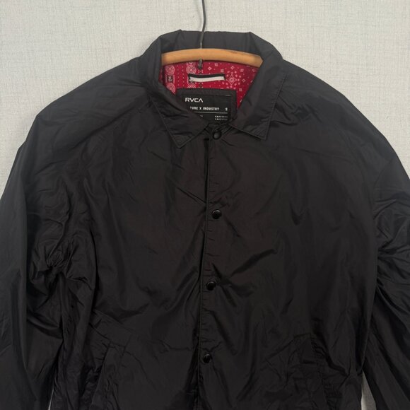 RVCA Coaches Jacket Red Bandana Lining Snap Button Front Black Nylon Size S - Picture 3 of 14